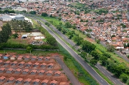 Prefeitura prepara entrega de casas para famílias de áreas de maior risco.