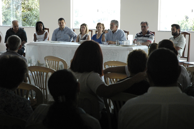 CONSELHOS MUNICIPAIS DO IDOSO E DA ASSISTÊNCIA SOCIAL PARTICIPAM DA INAUGURAÇÃO DO CENTRO DE CONVIVÊNCIA DO IDOSO NA ASSOCIAÇÃO BENEFICENTE 8 DE SETEMBRO