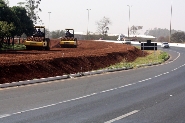 Obras de vias laterais da BR-050 estão aceleradas