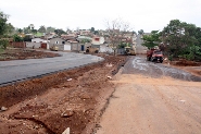 Primeiro trecho da Avenida Interbairros é asfaltado. Foto: Enerson Cleiton