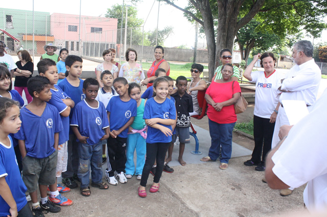 Entrega academia bairro Santa Marta