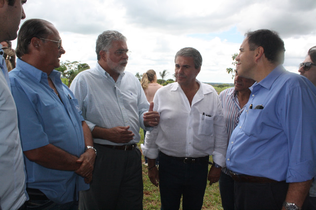 Lançamento da pedra fundamental das obras do Uberaba Power Center